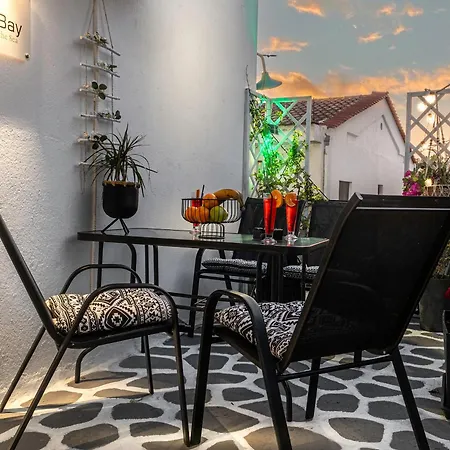 Margio Bay Apartament *